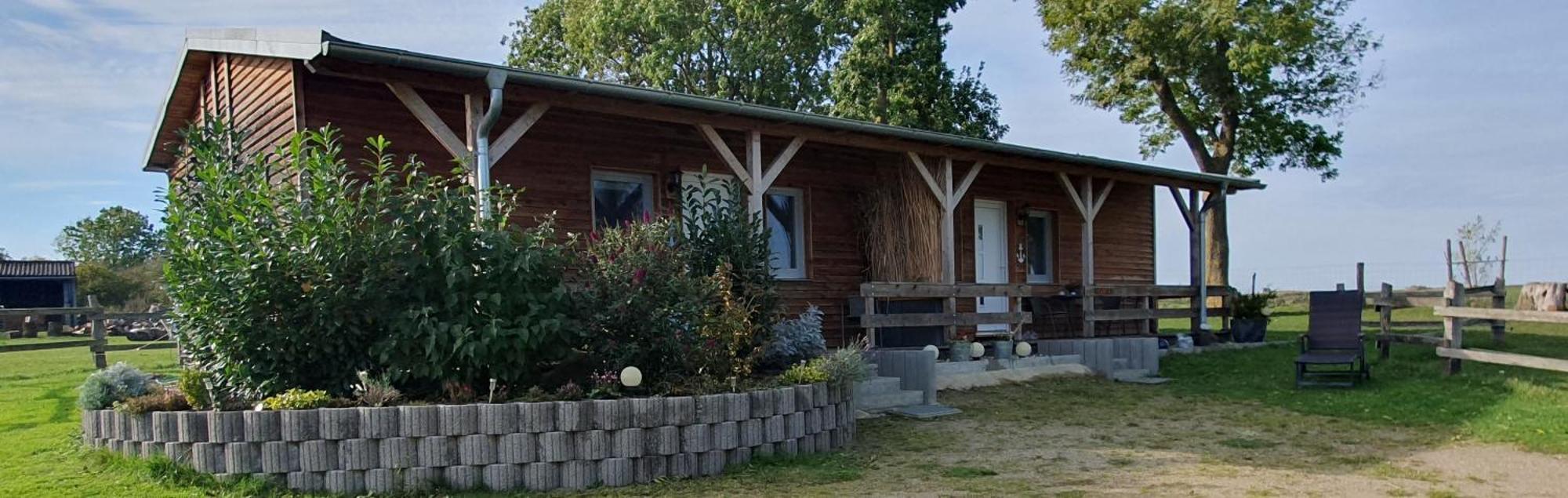 Peenehof Koeppen - Ferienwohnungen & Schlaffaesser Jordenstorf 外观 照片